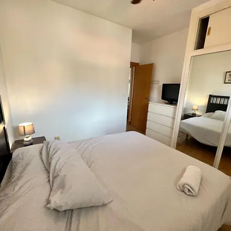 Homeaway - Cozy, Central & 1min From Beach * Μαρμπέλλα
