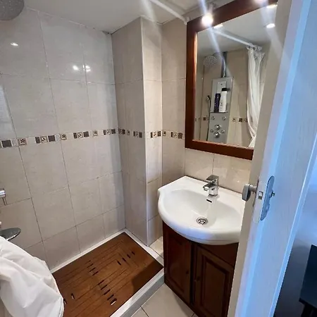 Homeaway - Cozy, Central & 1min From Beach Διαμέρισμα Μαρμπέλλα